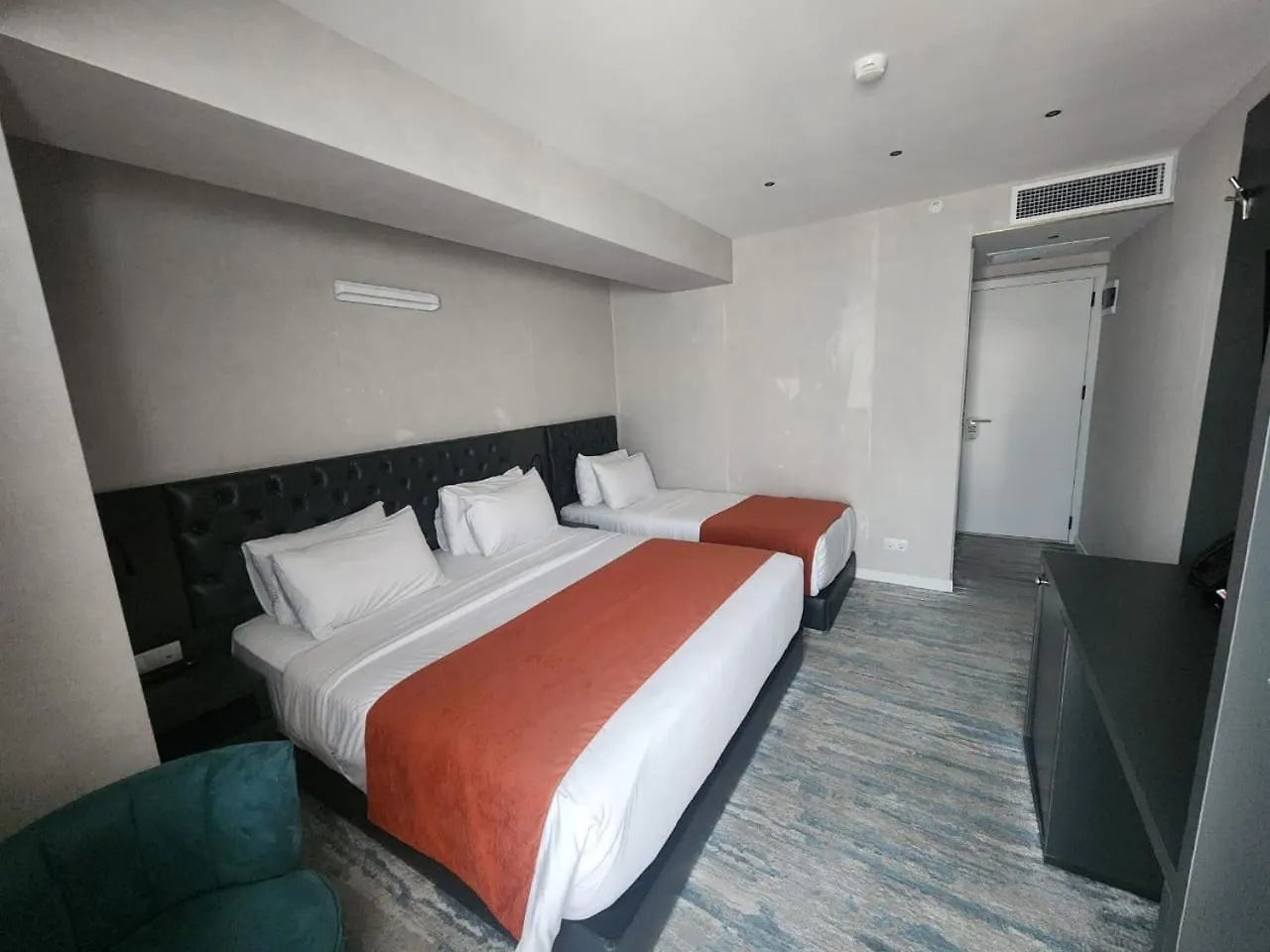 Miterrace Hotel טביליסי